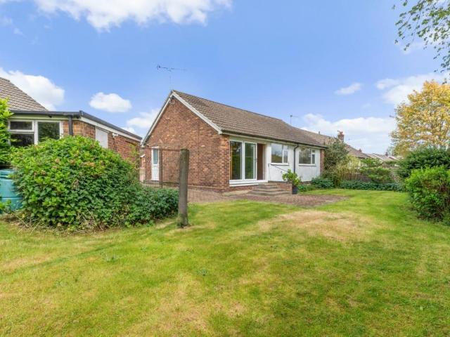 2 bed house for sale