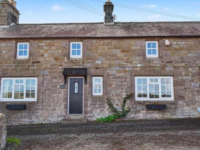 2 bed house for sale