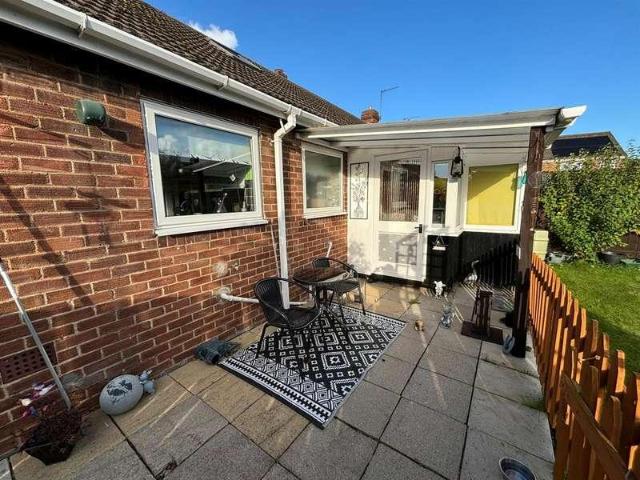 2 bed house for sale