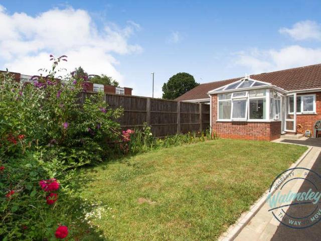 2 bed house for sale