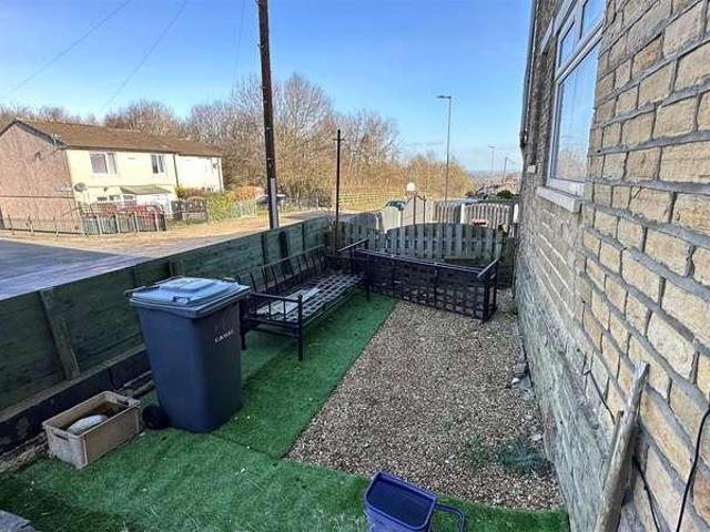 2 bed house for sale