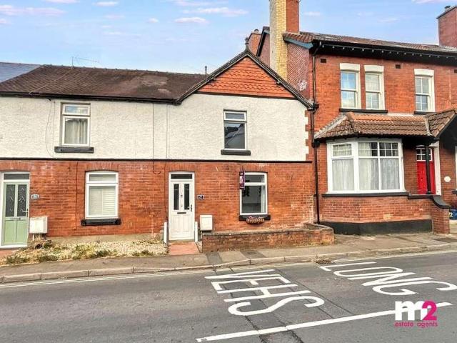 2 bed house for sale