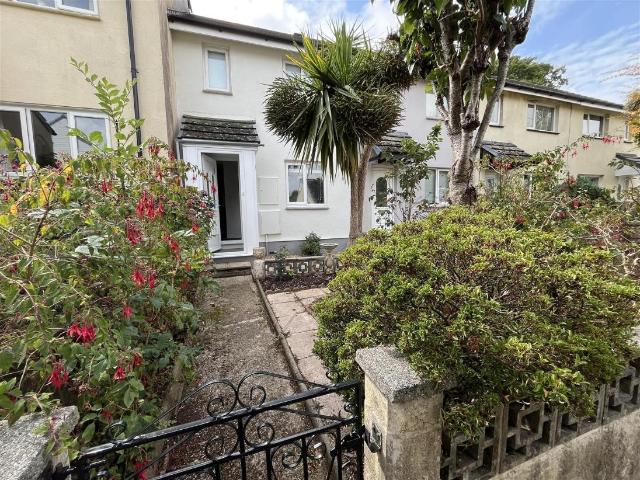 2 bed house for sale