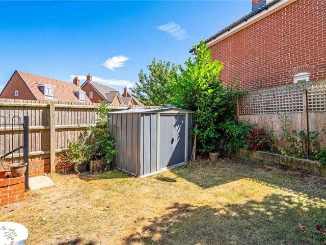 2 bed house for sale