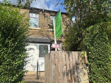 2 bed house for sale
