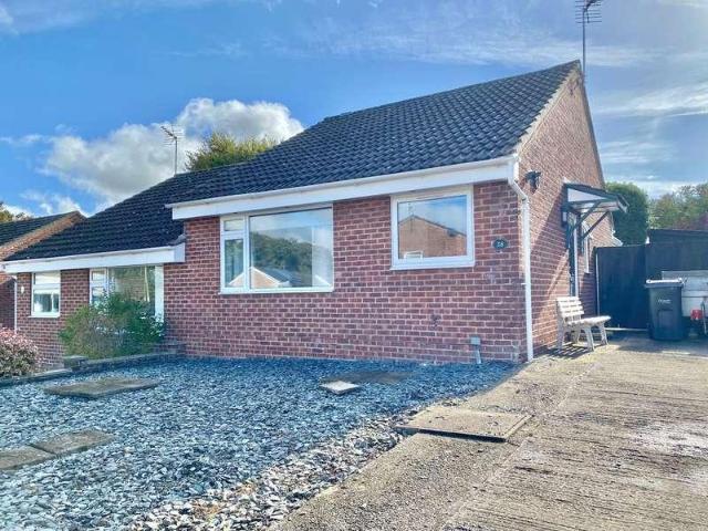 2 bed house for sale