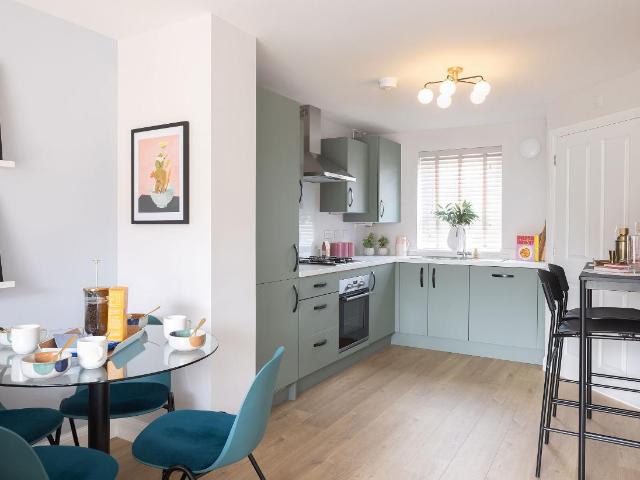 2 bed house for sale