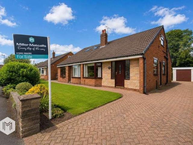 2 bed house for sale