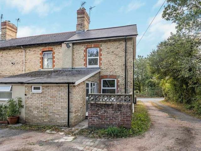 2 bed house for sale