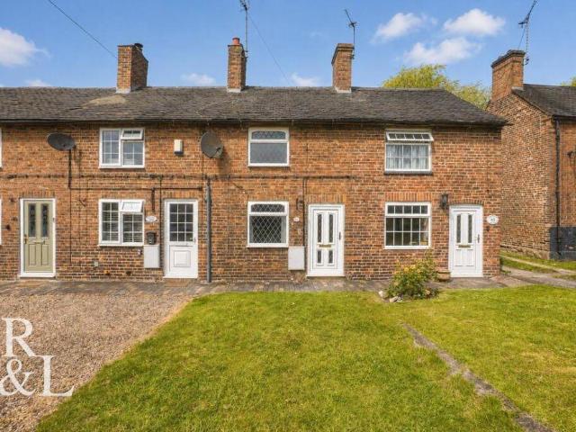 2 bed house for sale