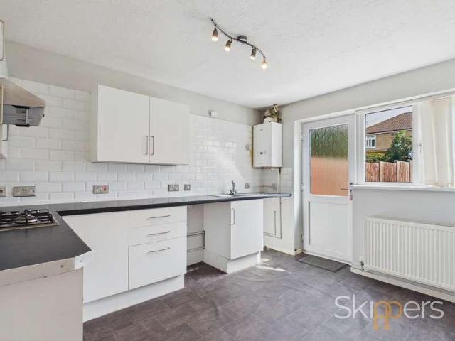 2 bed house for sale