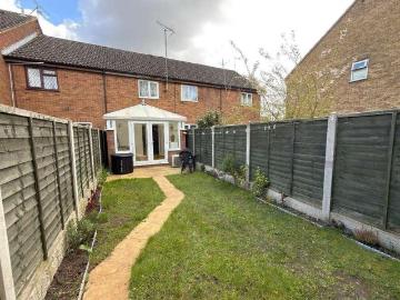 2 bed house for sale