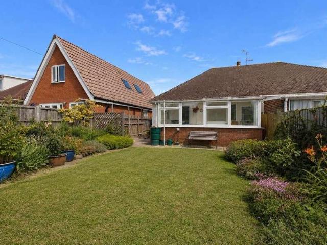 2 bed house for sale