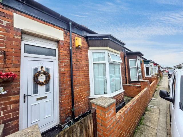 2 bed house for sale