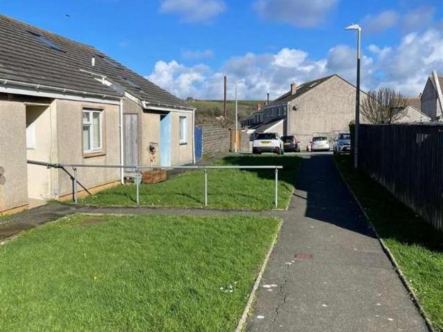 2 bed house for sale