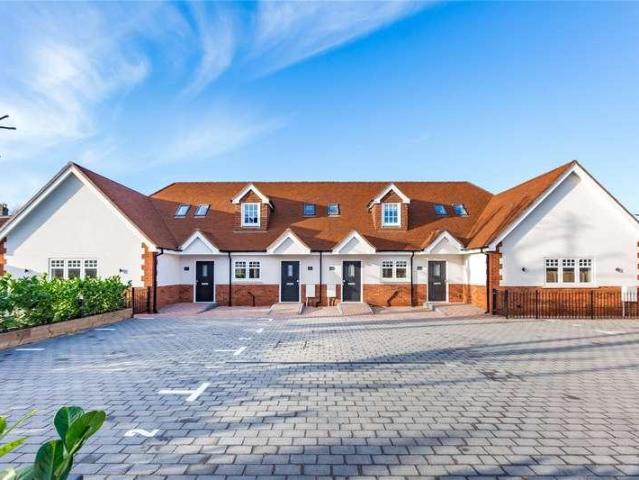 2 bed house for sale
