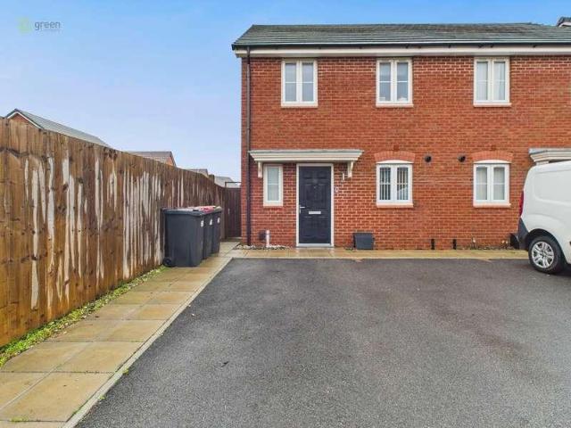 2 bed house for sale