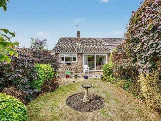 2 bed house for sale