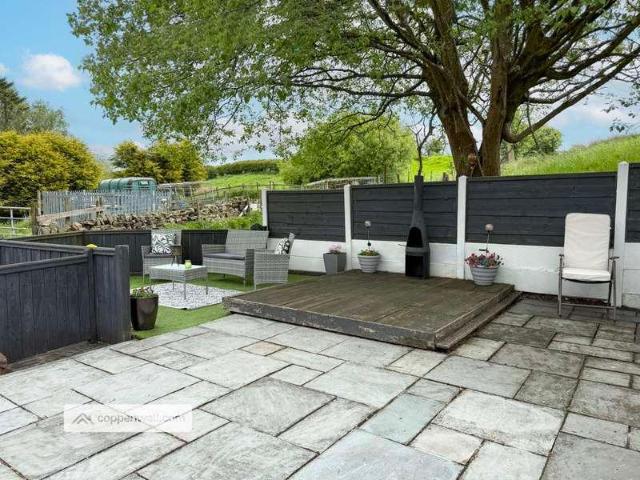 2 bed house for sale