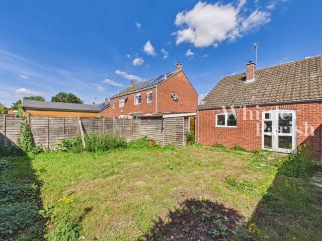 2 bed house for sale