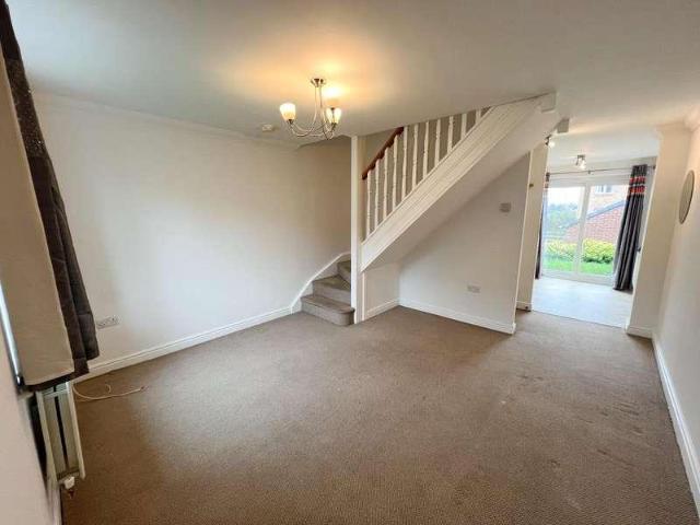 2 bed house for sale