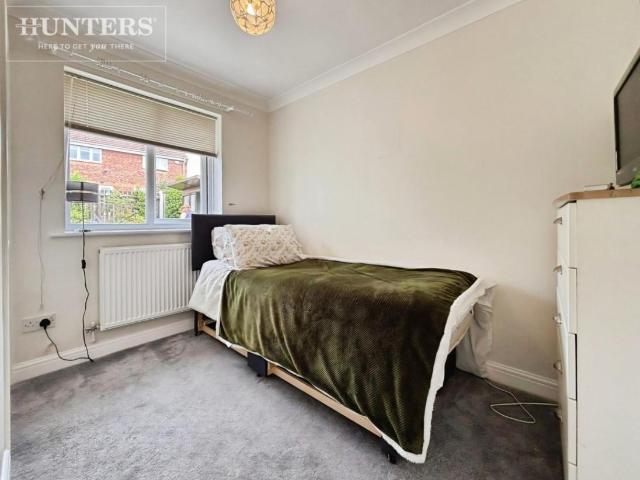 2 bed house for sale