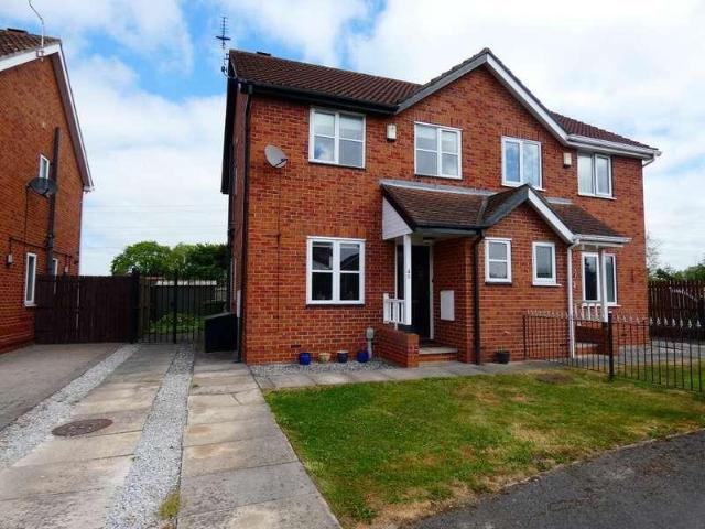 2 bed house for sale