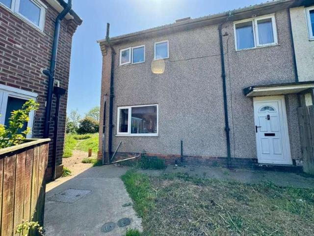 2 bed house for sale