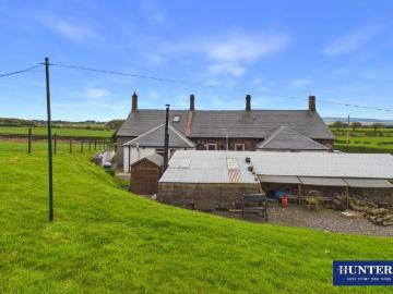 2 bed house for sale