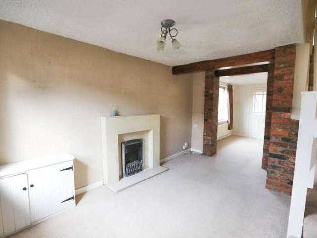 2 bed house for sale