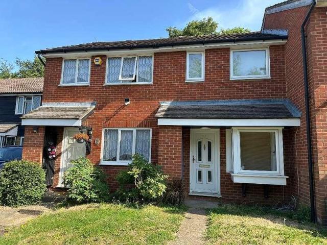 2 bed house for sale