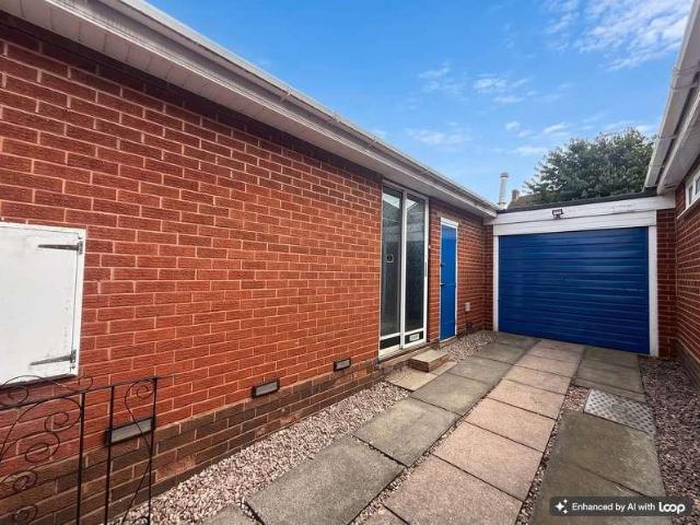 2 bed house for sale