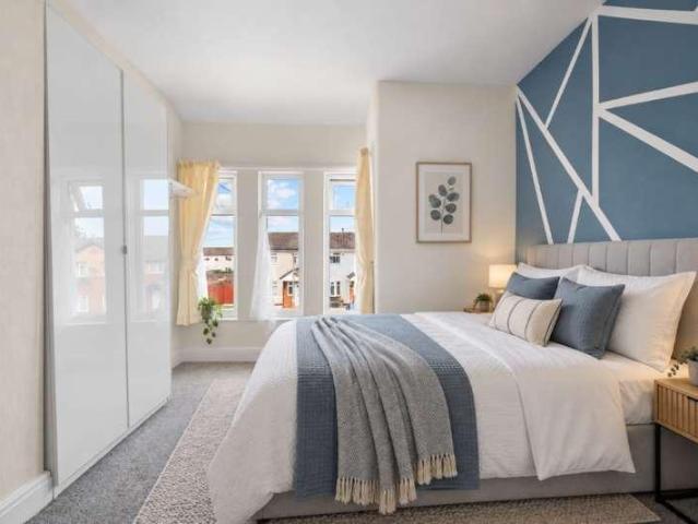 2 bed house for sale