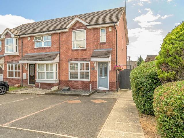 2 bed house for sale