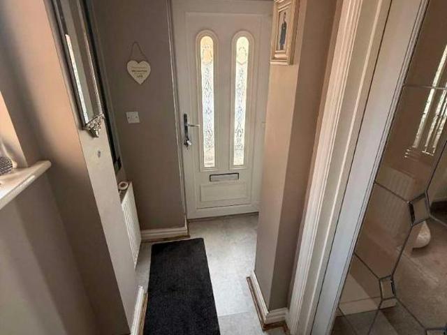 2 bed house for sale