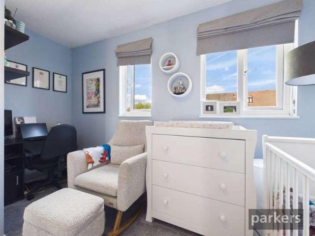 2 bed house for sale