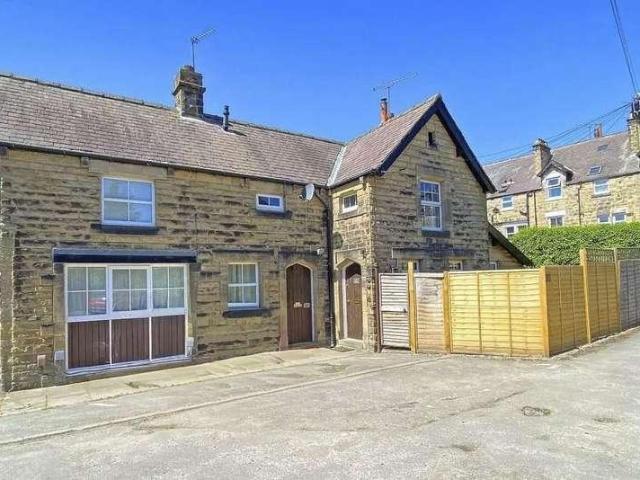 2 bed house for sale