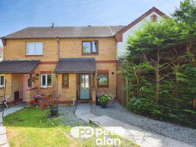 2 bed house for sale