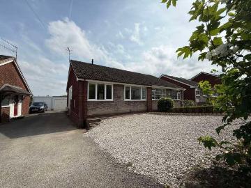 2 bed house for sale