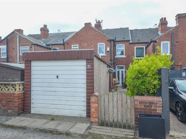 2 bed house for sale