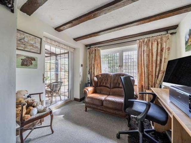 2 bed house for sale