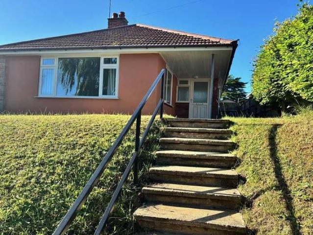 2 bed house for sale