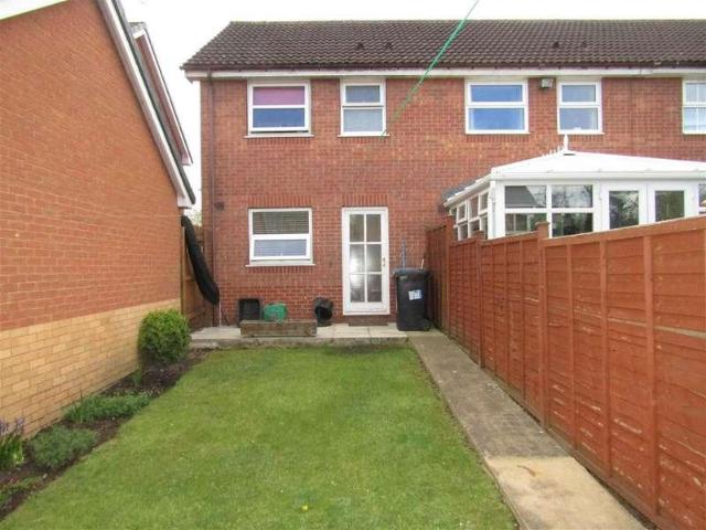 2 bed house for sale