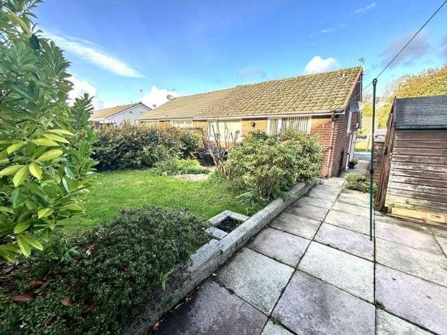 2 bed house for sale