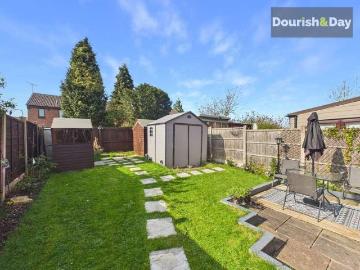 2 bed house for sale