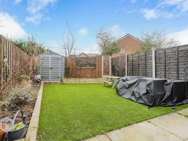 2 bed house for sale