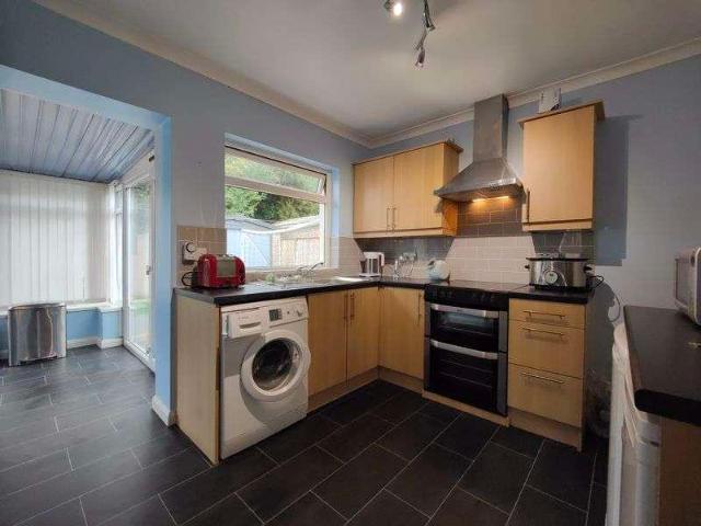 2 bed house for sale