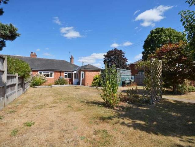 2 bed house for sale