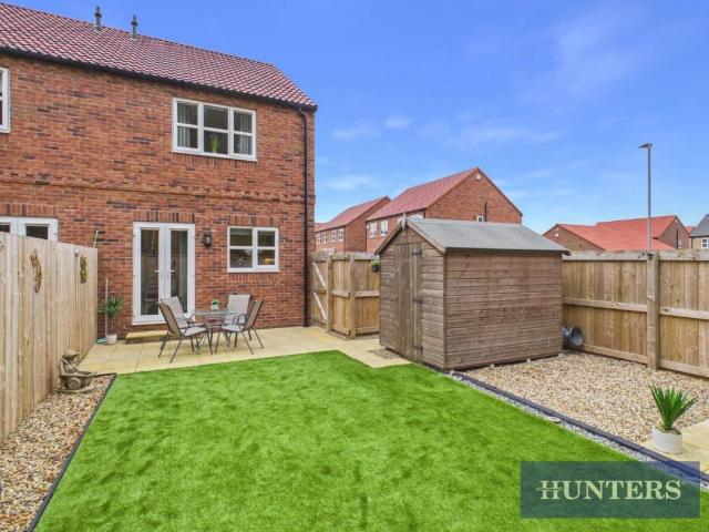 2 bed house for sale