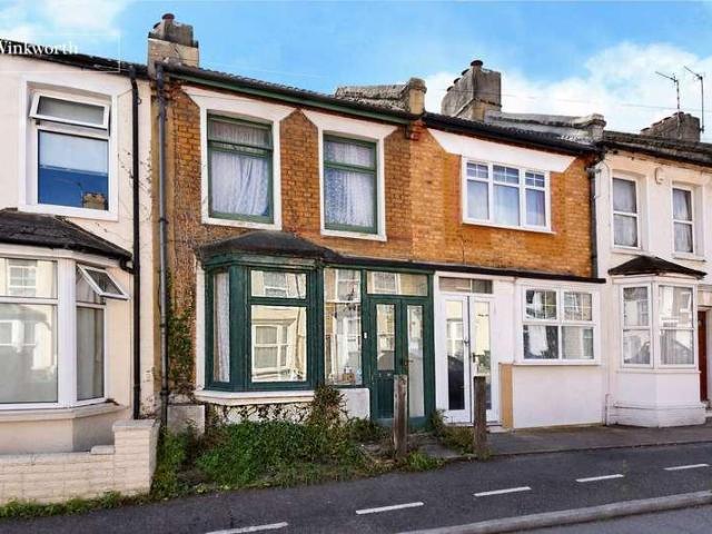 2 bed house for sale